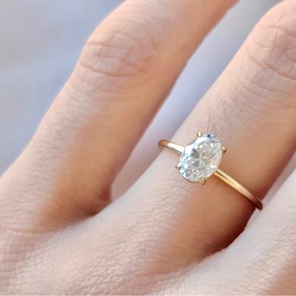 GRA certified 14k Solid gold 1ct D color oval cut Moissanite Solitaire Ring - Picture 8 of 15